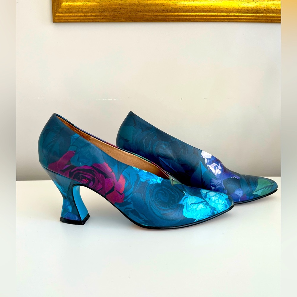 Fluevog Poser Ioni Floral Pumps Size 6.5